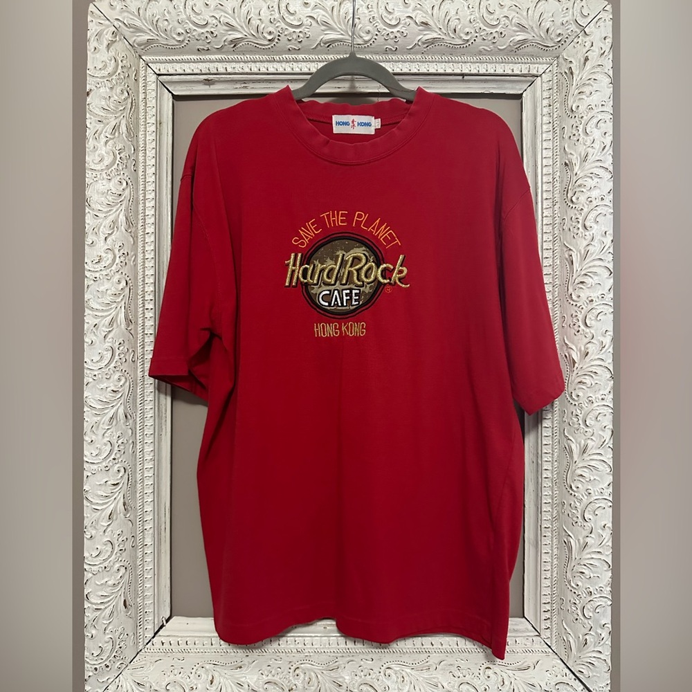 Hard Rock Cafe Hong Kong Red T-shirt. Size XL. ❣️